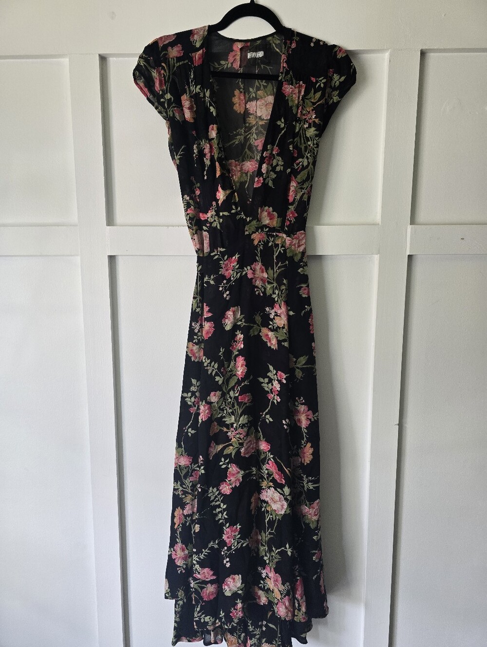 Reformation Laura Maxi Floral Wrap Dress - Small - Black - Picture 2 of 7